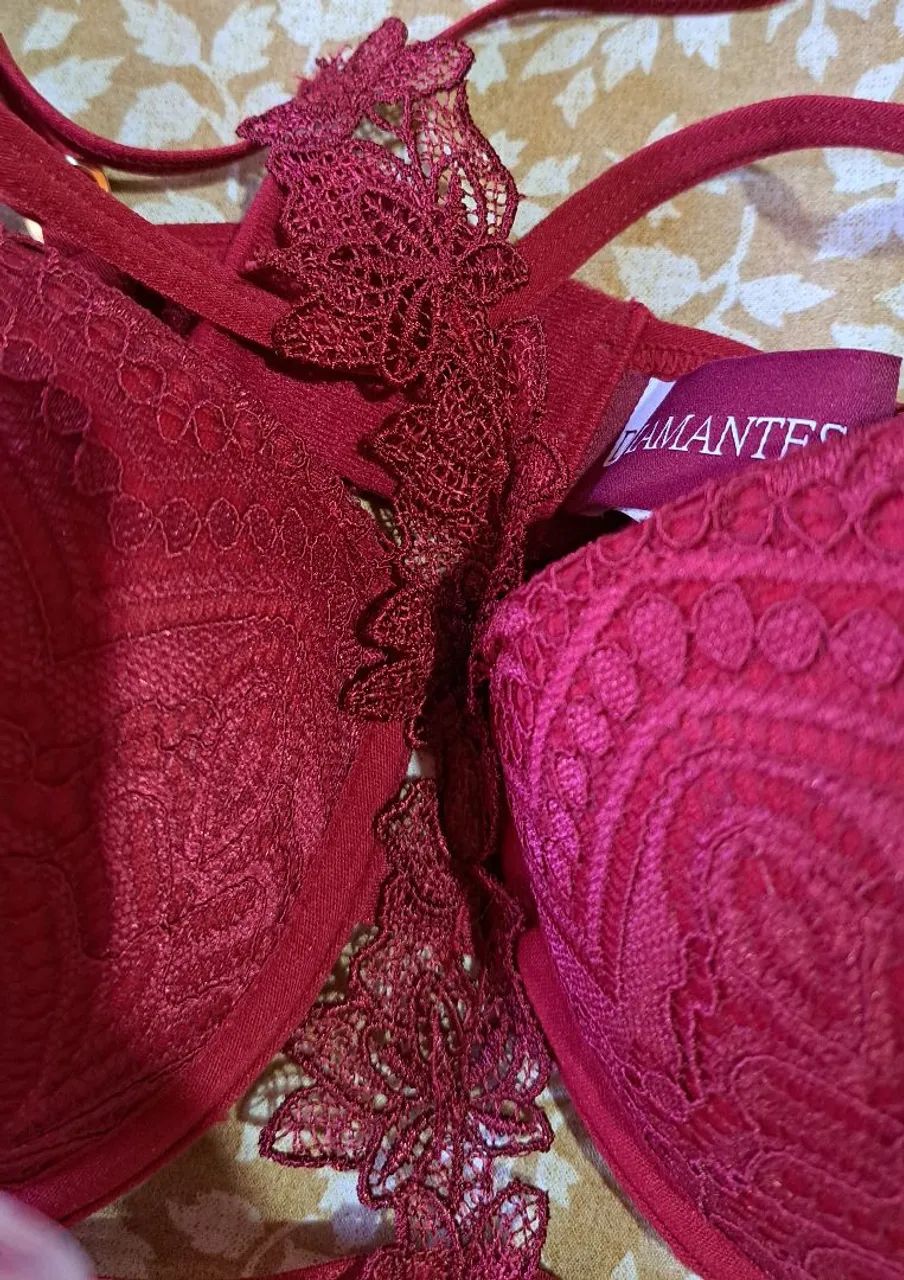 Conjunto de lingerie vermelho com renda - Foto 2
