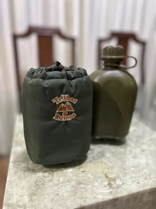 Cantil com capa Camelo em Polietileno para acampamento e esportes ao ar livre - Foto 3