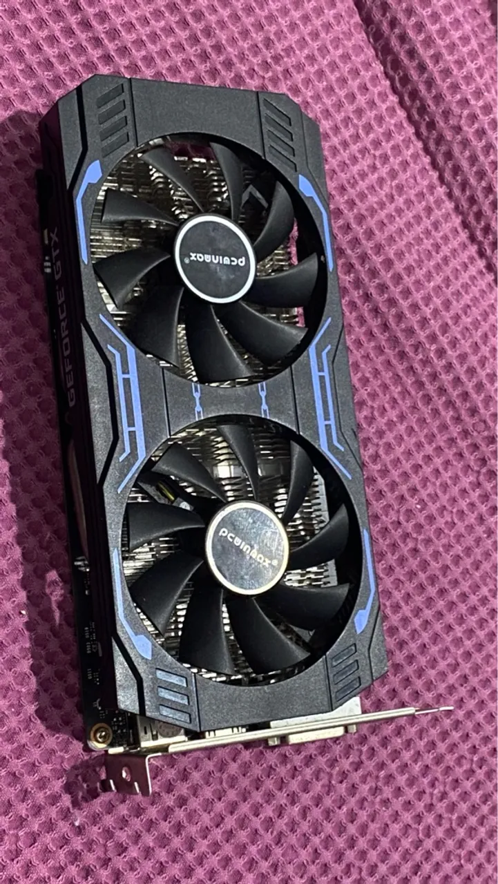 Placa de video GTX 1660 Super nao liga!
