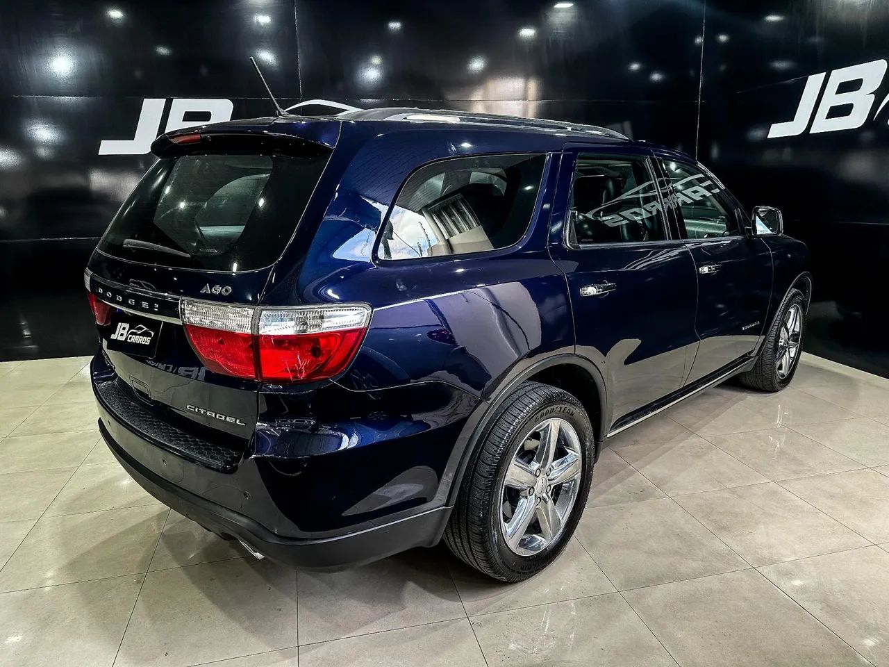 DURANGO CITADEL 3.6 24V 4X4 AUT.  AZUL 2013/2013 - Foto 3