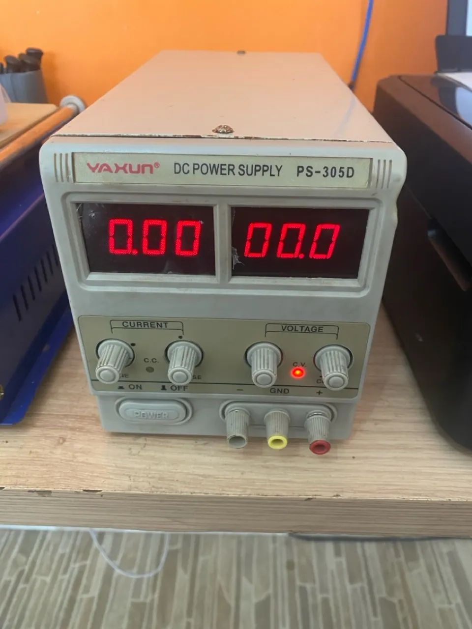 Fonte de Alimentação DC VAXUN PS-305D - Foto 2