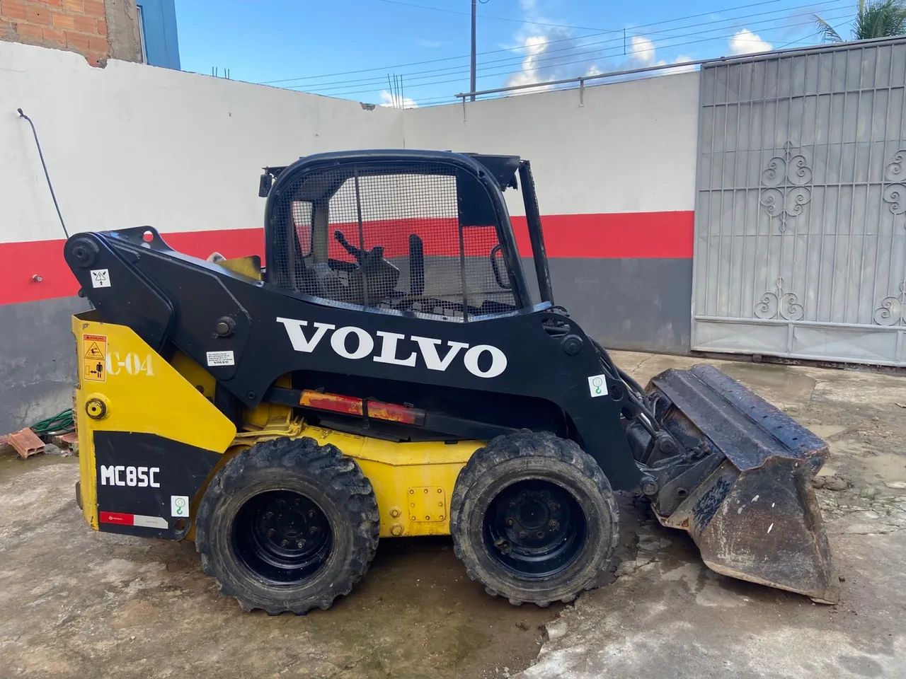 VENDO BOB CAT VOLVO - Foto 2
