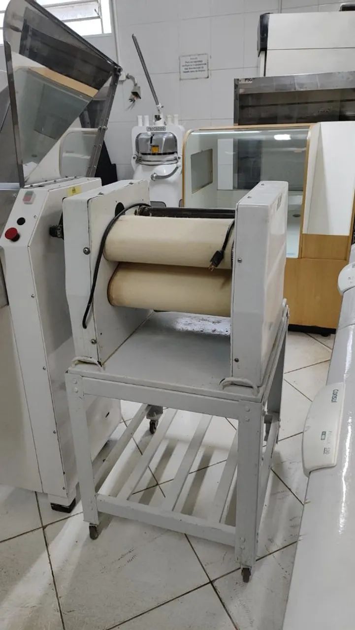 MODELADORA PARA PÃES 