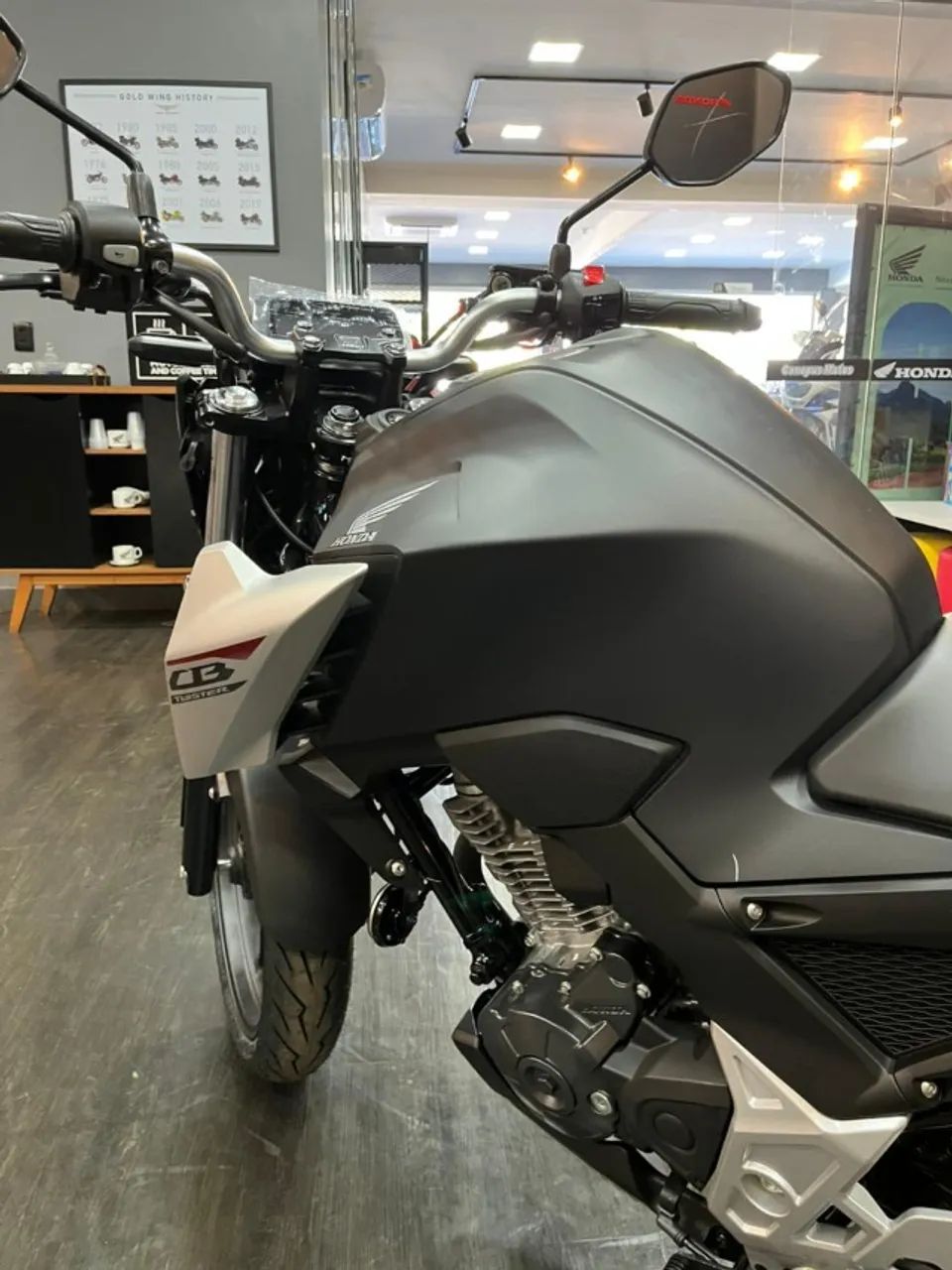 CB 300F TWISTER CBS 26/26 0KM! - Foto 9