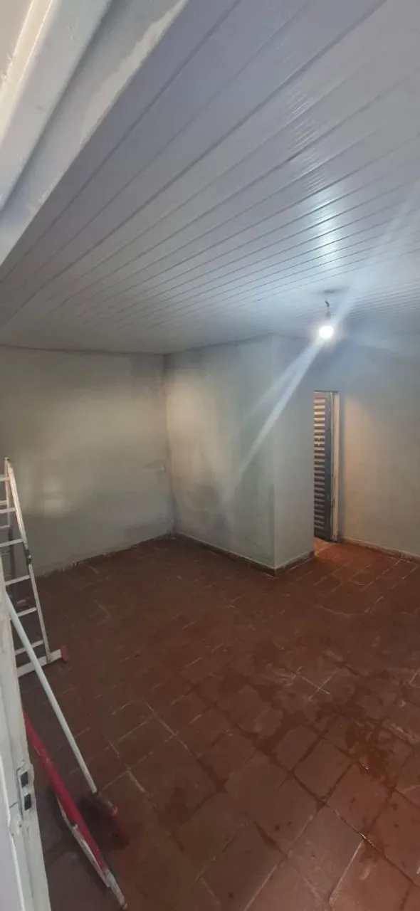 Aluga-se kitnet no Aureny2 perto do upa 550 com comprovante de renda