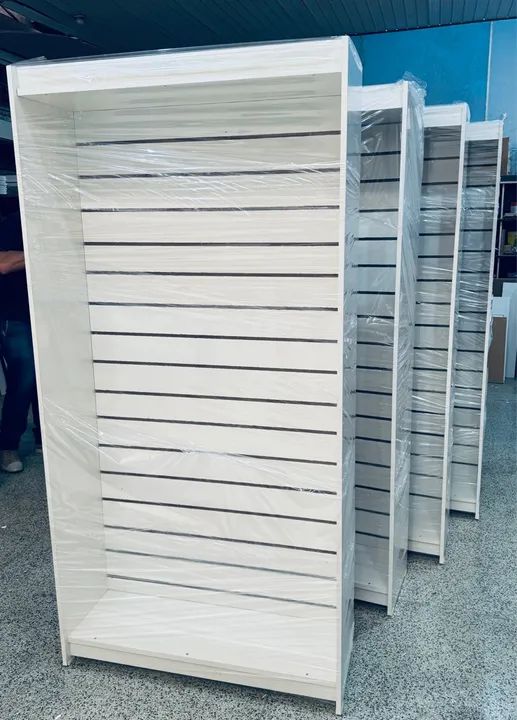 ?Prateleira Canaletado   direto com fabricante 