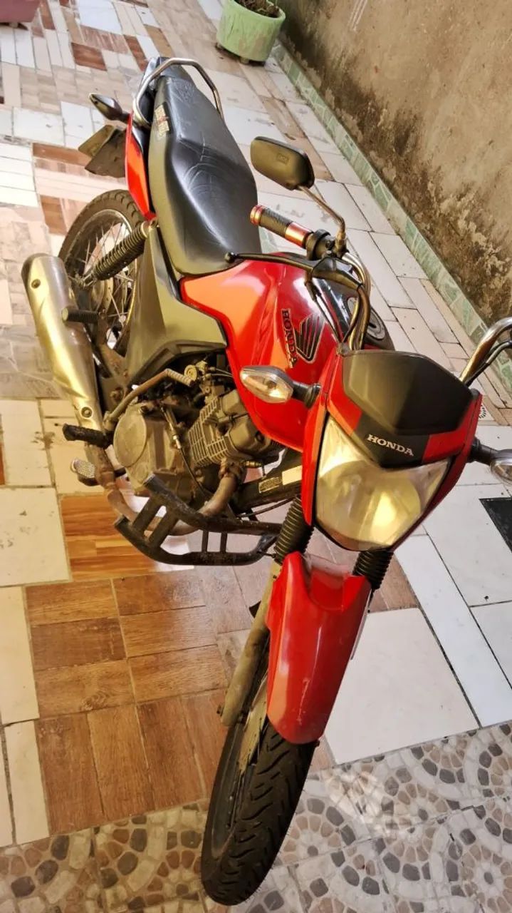 Fan 125 vermelha 