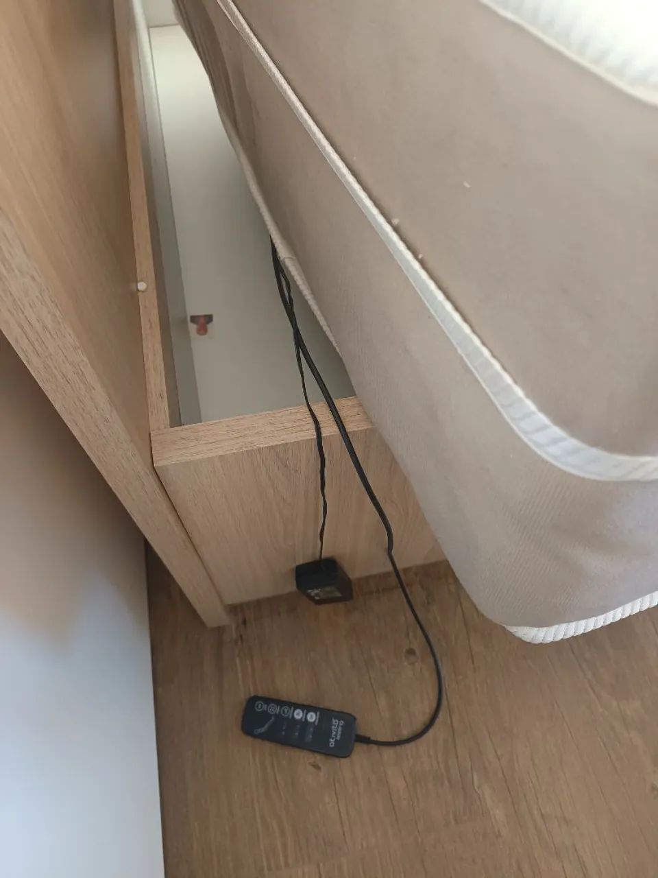 Cama de solteiro/solteira,com colchão massageador. - Foto 4