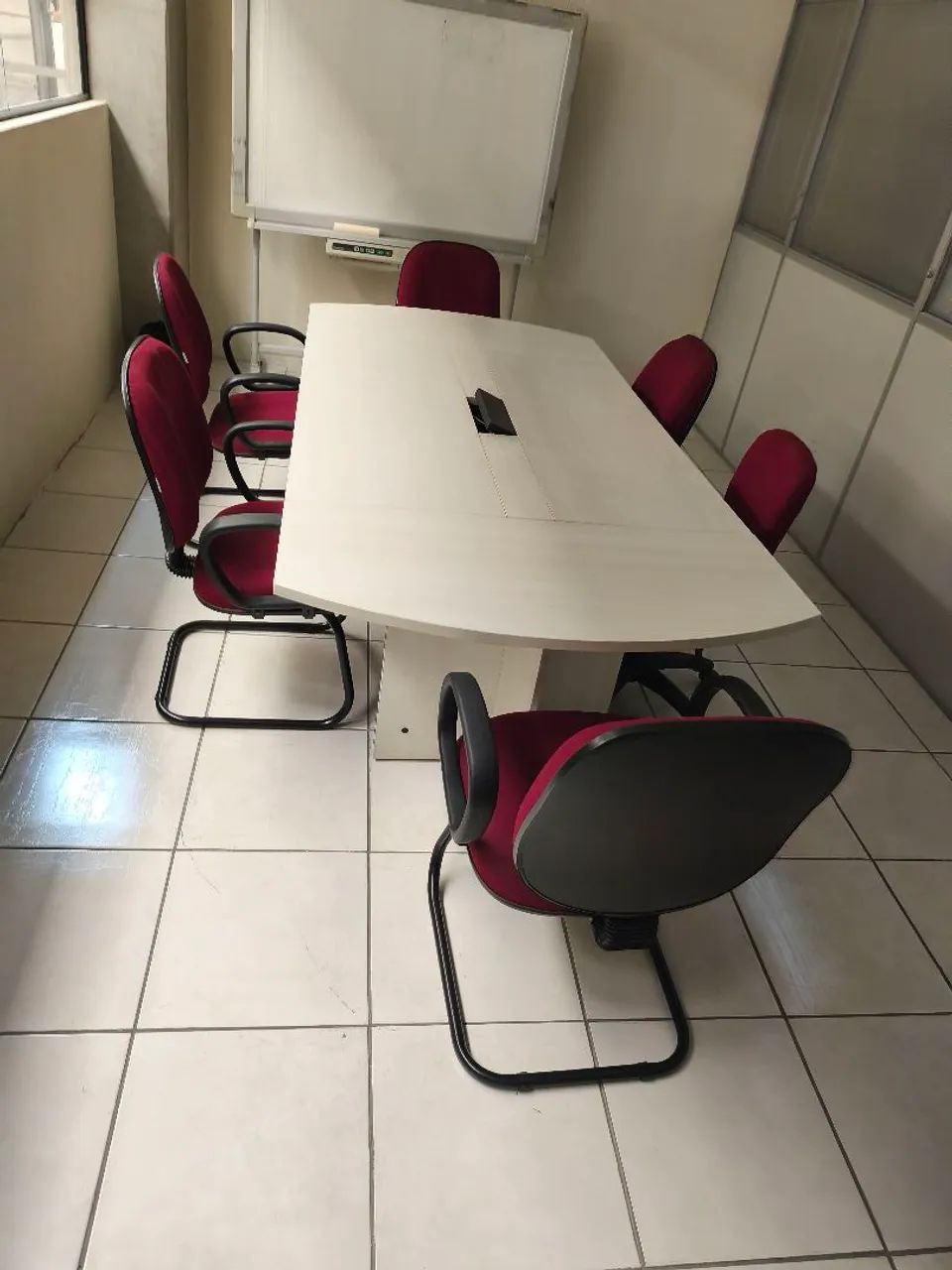 Mesa de reuniao - Foto 6