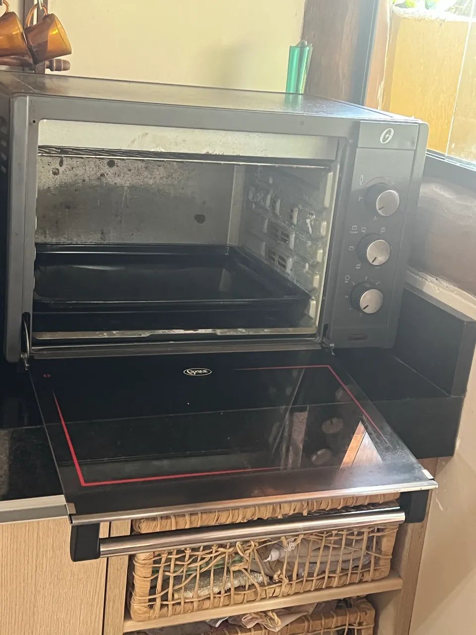 Forno elétrico grande 