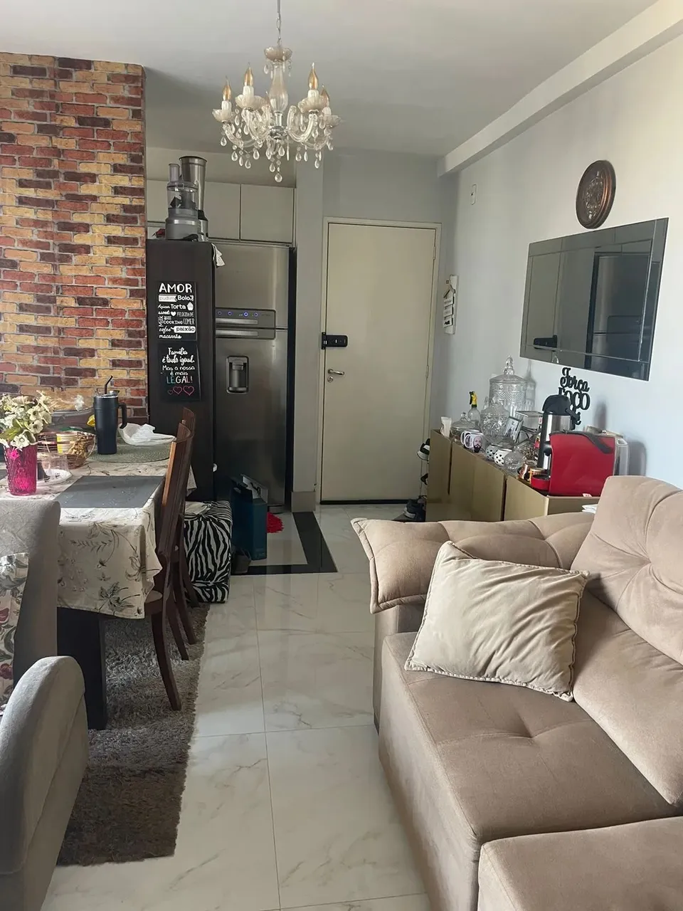 3 QUARTOS, SENDO 1 SUITE, RICO EM ARMÁRIOS