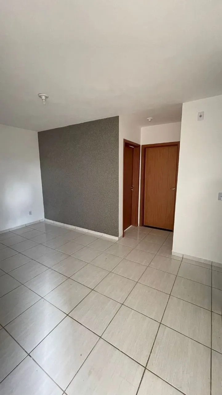 Aluga-se apartamento águas lindas GO no condomínio Bella Vitta Club R$ 900,00.