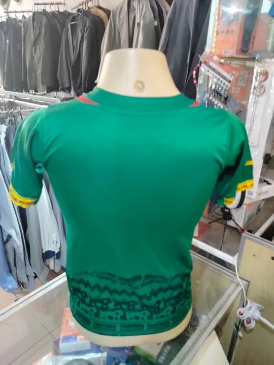 Camisa de Futebol Camarões - Puma - Tamanho P - Foto 3