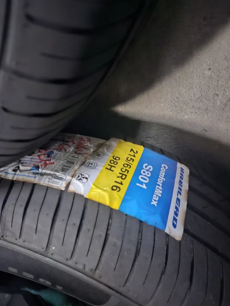2 Pneus Habilead ComfortMax S801 215/65R16 98H