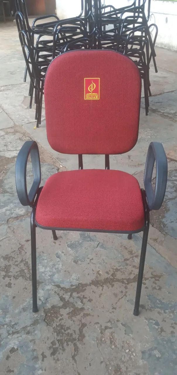 Cadeira de escritório ergonômica diretor almofadada  - Foto 4