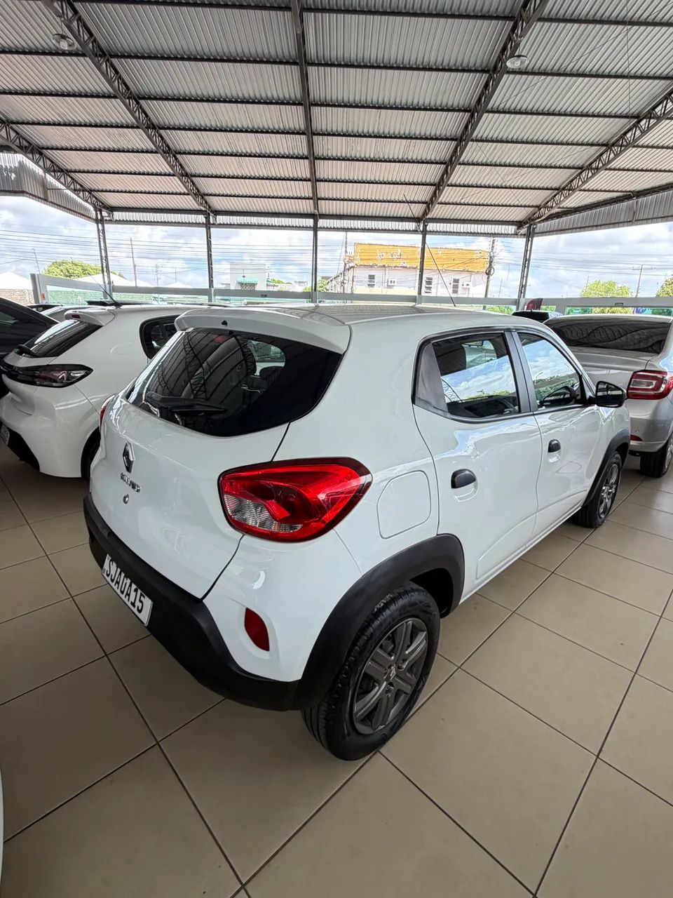 Renault Kwid Zen 1.0 Flex 12V 5P Mec. 2024 - Foto 3
