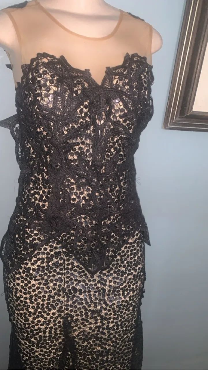 Vestido Longo de Renda Preto( troco ou vendo) - Foto 3