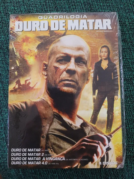 DVD Duro De Matar - Quadrilogia - Bruce Willis + DVD Duplo 007 - Daniel Craig