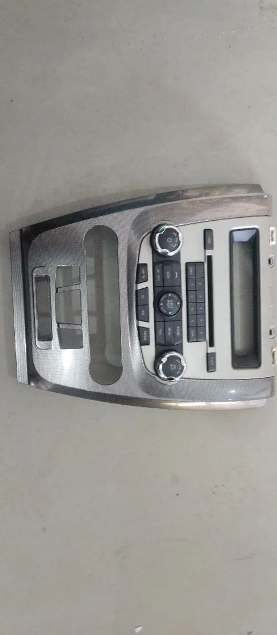 Moldura para multimídia Fusion 2010a2012 64308138462210124