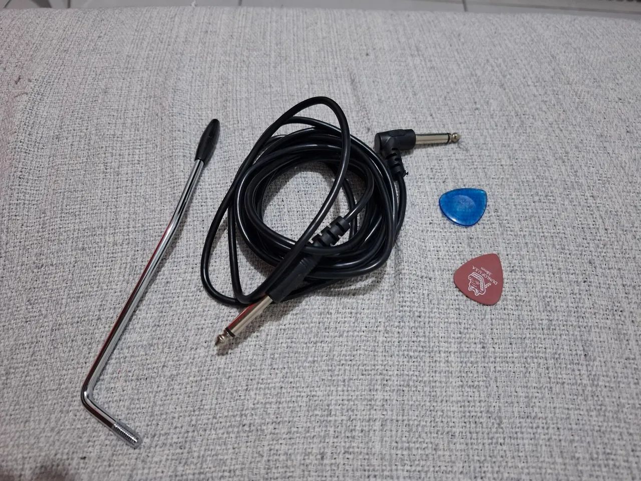 Guitarra elétrica Giannini + amplificador Meteoro Vulcano  - Foto 5