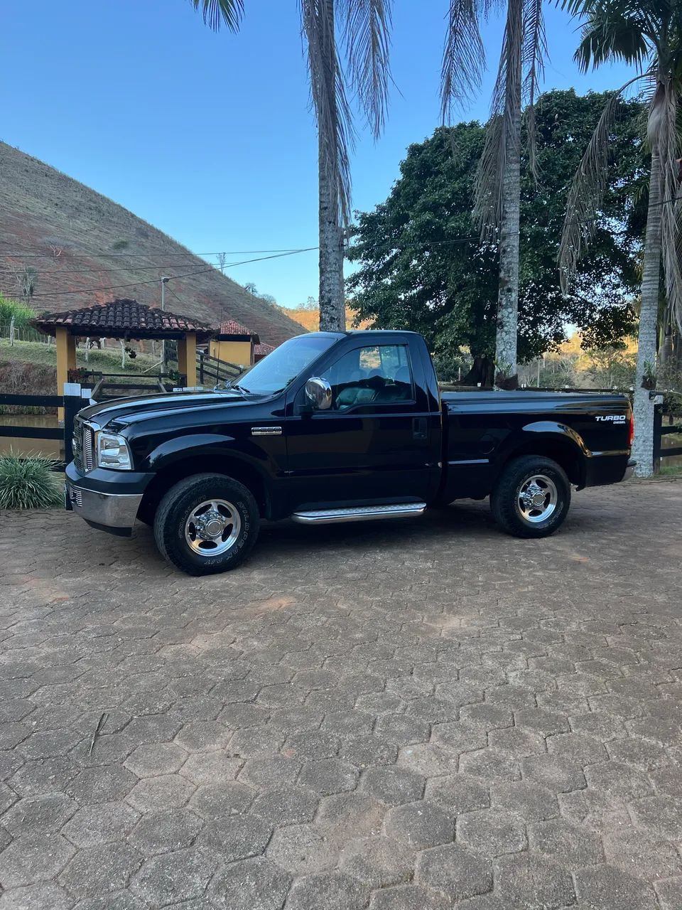 F250 05/05 Caminhonete para pessoas exigentes!