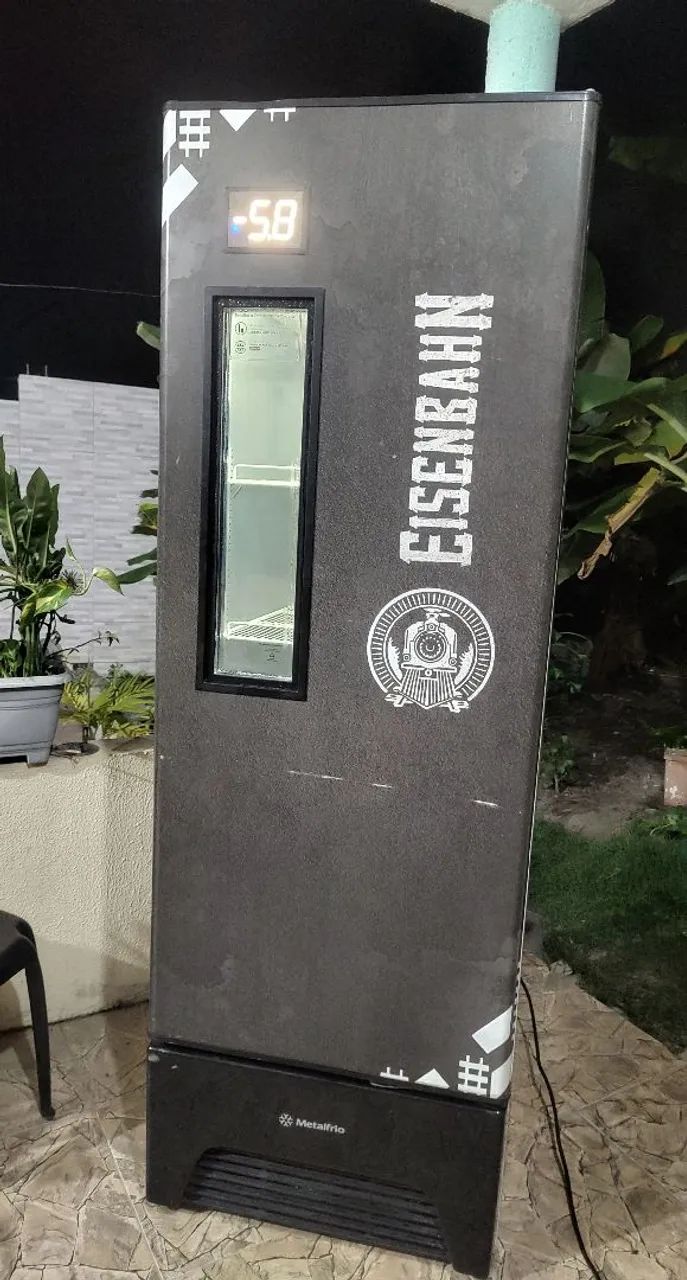 freezer cervejeiro metalfrio eisenbahn 220V super conservado 
