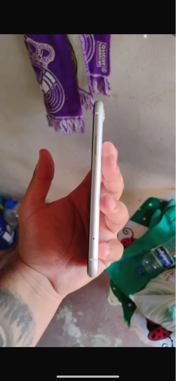 IPHONE XR 64G - R$ 1.000,00