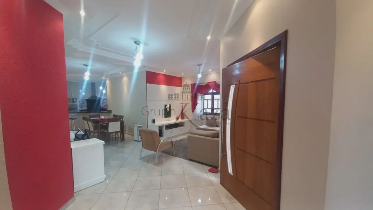Casa Térrea em Lote Inteiro - Bosque dos Ipês - 4 Dormitórios - 201m² - Foto 3