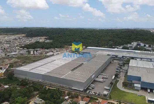 Alugue Galpão em Condomínio com 6.000m², doca e pé direito de 12m