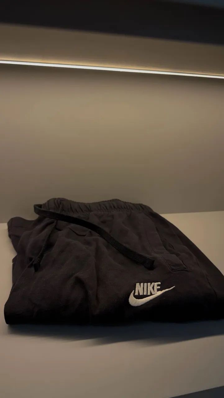 Bermuda Moletom Nike Preta P - Foto 2