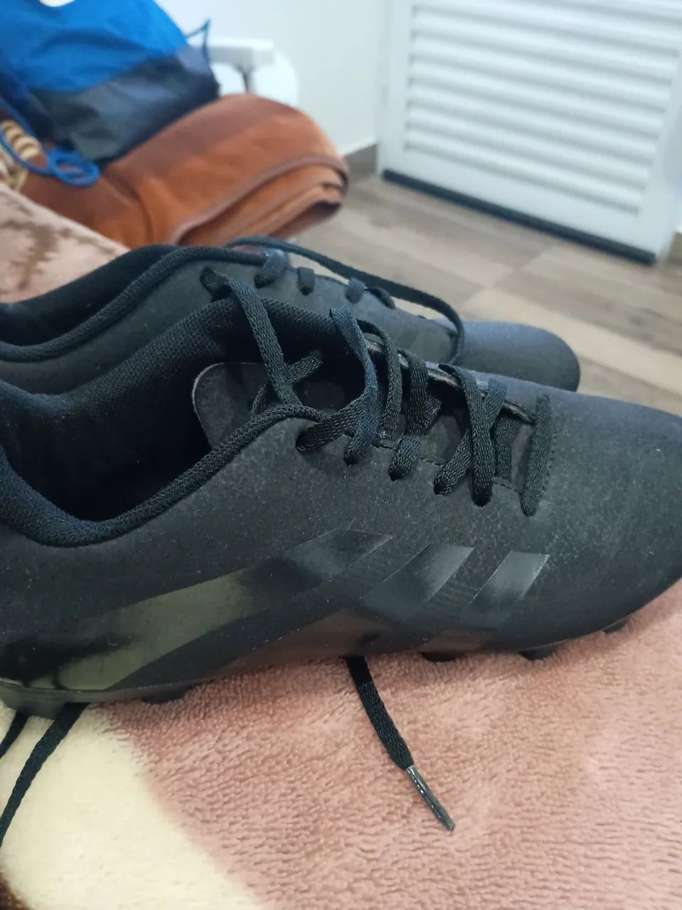Chuteira Adidas 