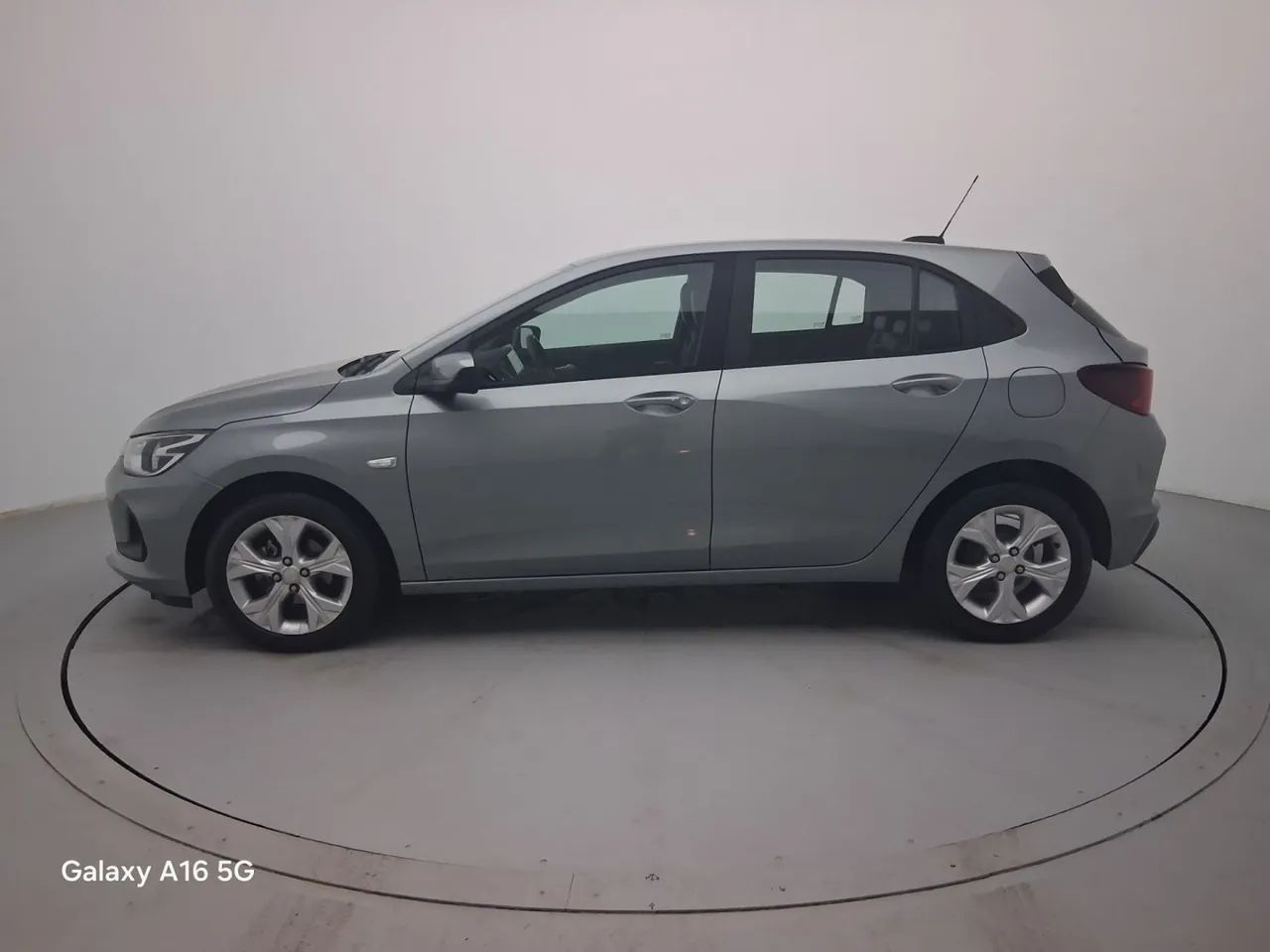 Chevrolet Onix Plus LTZ 1.0 12V TB Flex Aut. 4P, foto 2 de 18