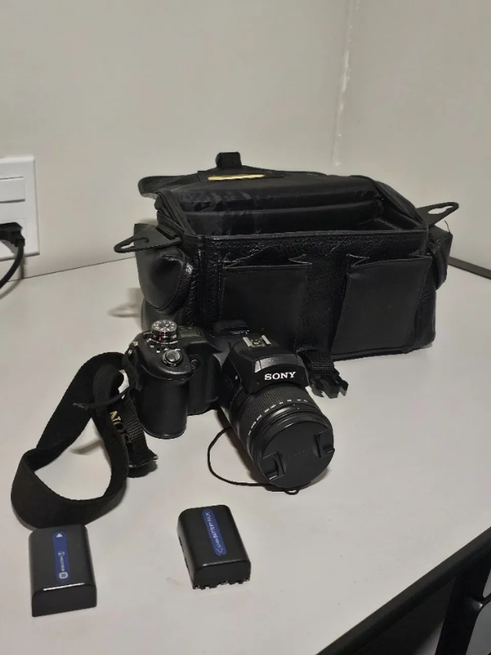 Sony F828