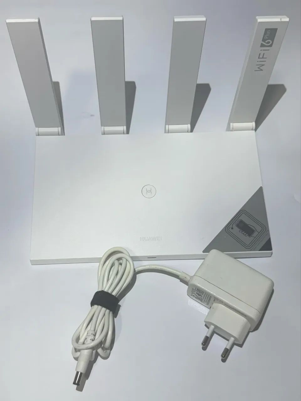 Roteador Huawei AX3 Pro Quad-Core Global Wi?Fi 6 Plus AX3000 Gigabit Mesh NFC com Fonte - Foto 4