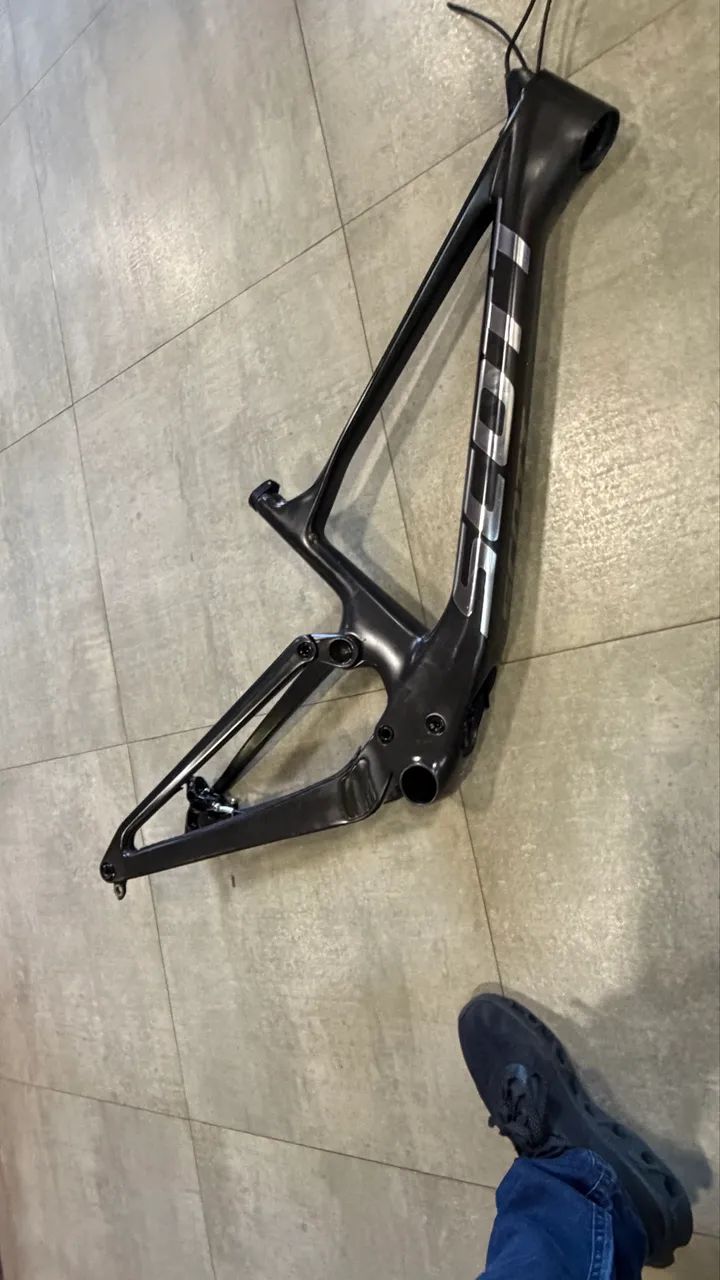 Quadro full scott spark 910 S carbono 29 boost  - Foto 4