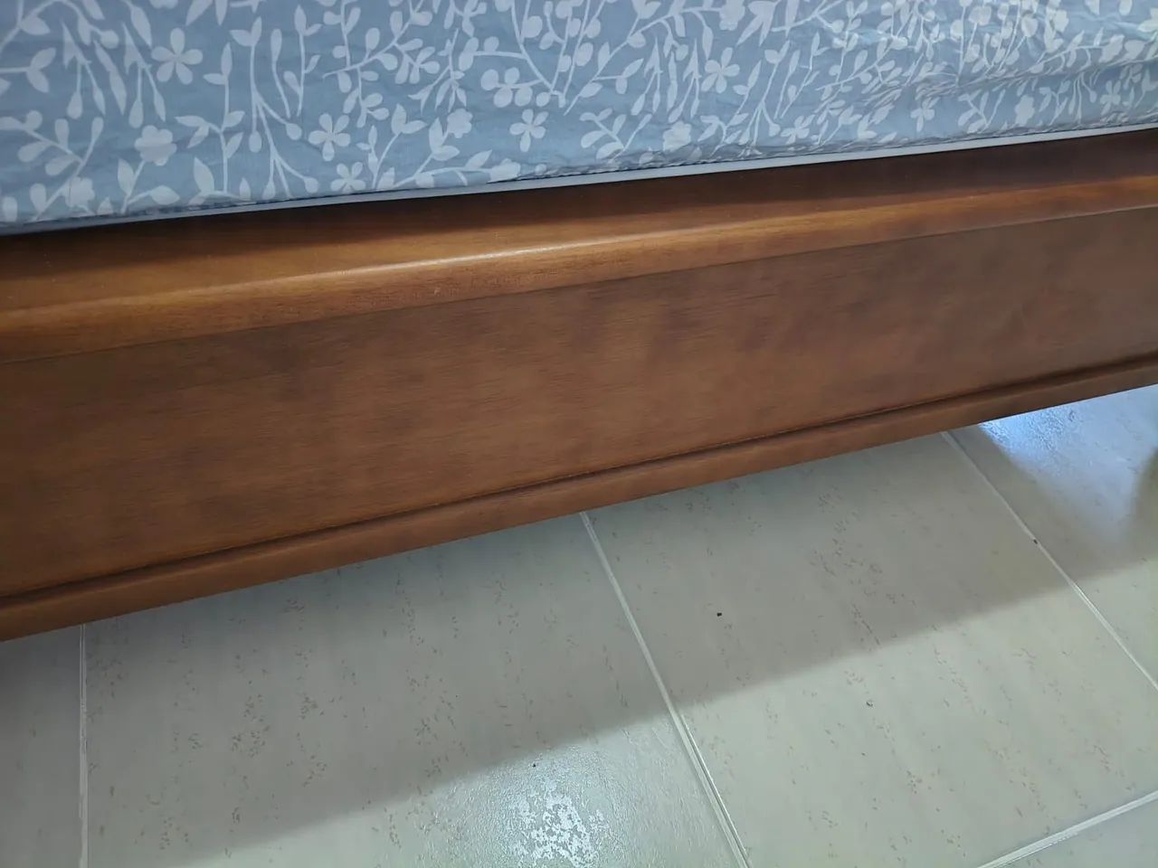 Cama e cômoda  - Foto 5