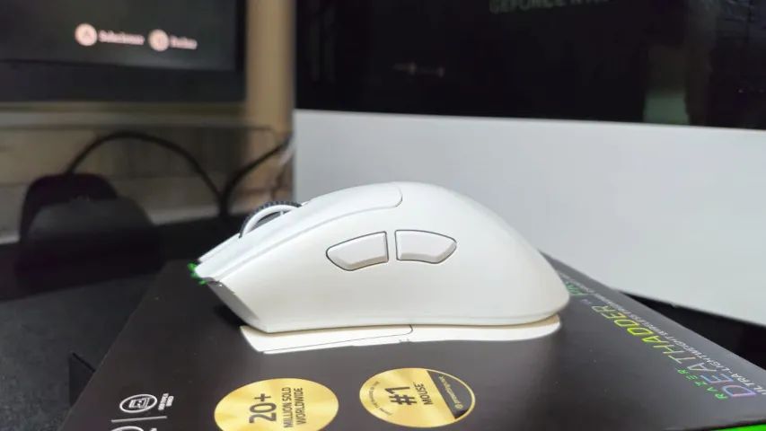 Mouse Razer Deathadder V4 Pro - Foto 4