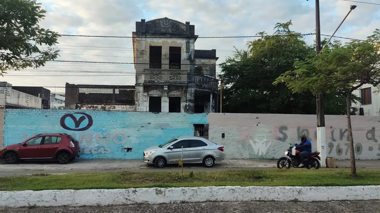 Vendo Terreno na Avenida Simeão Sobral - Foto 3