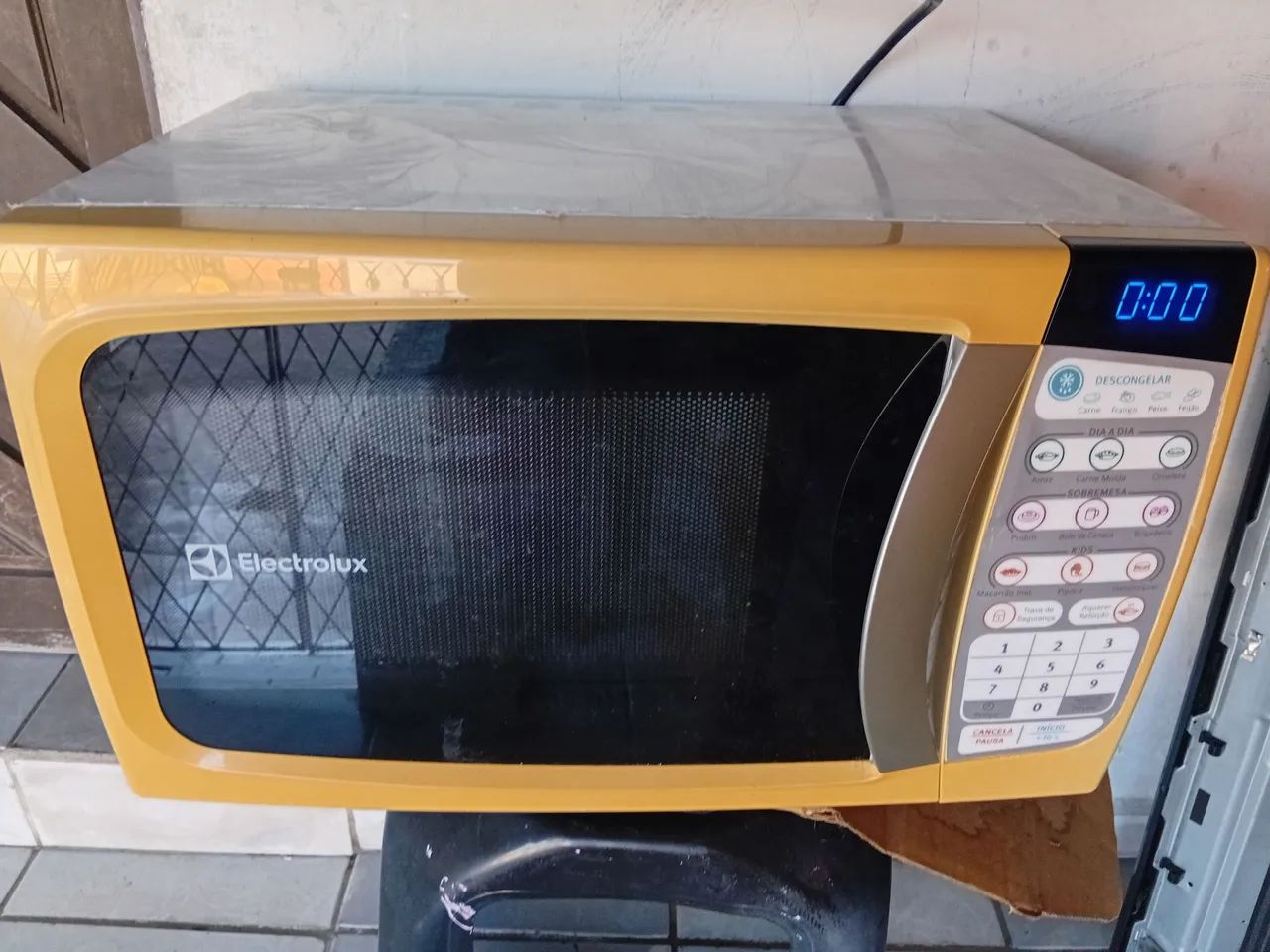 MICROONDAS ELECTROLUX 20L  - Foto 5