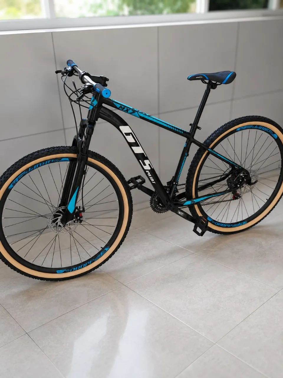 Bicicleta aro 29 GTS Nova