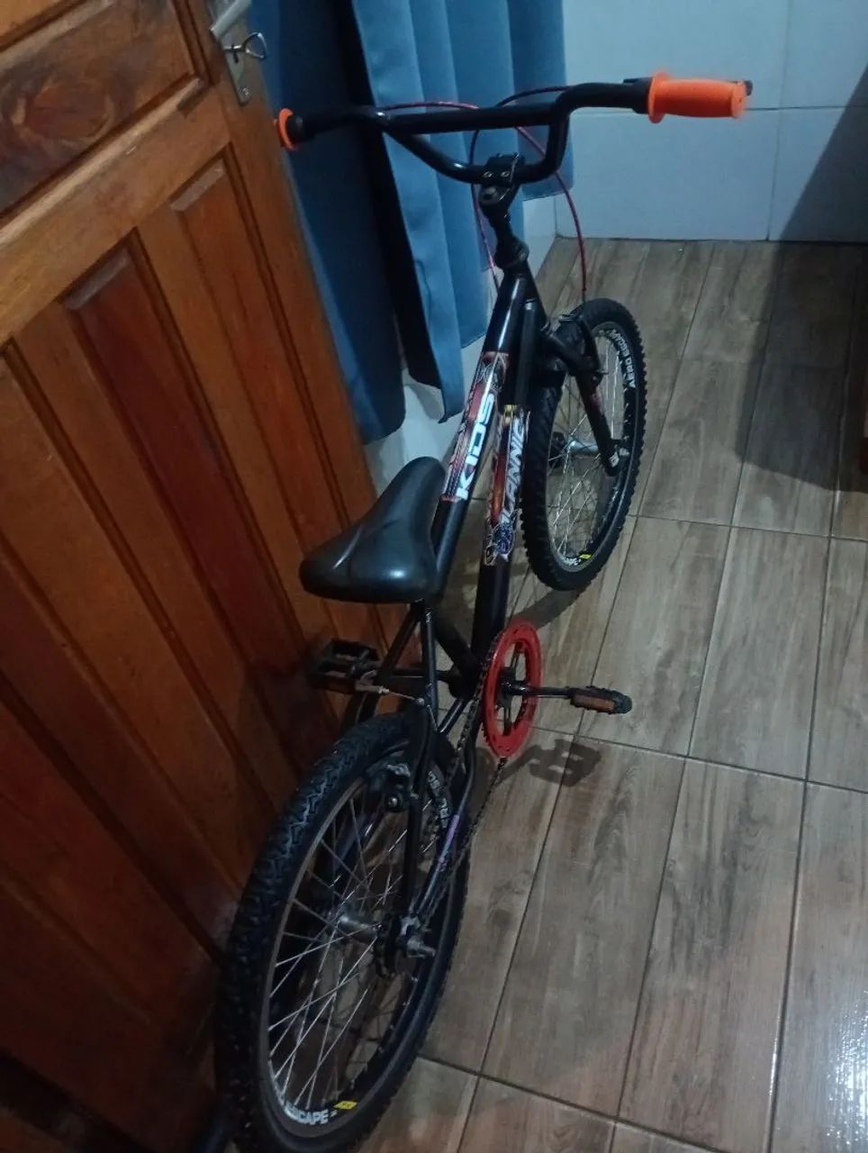 Bicicleta aro 20 em ótimo estado  - Foto 4