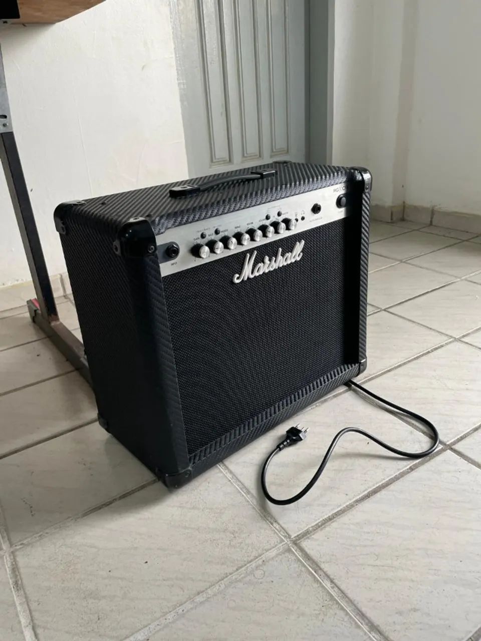 Amplificador de Guitarra Marshall MG30CFX
