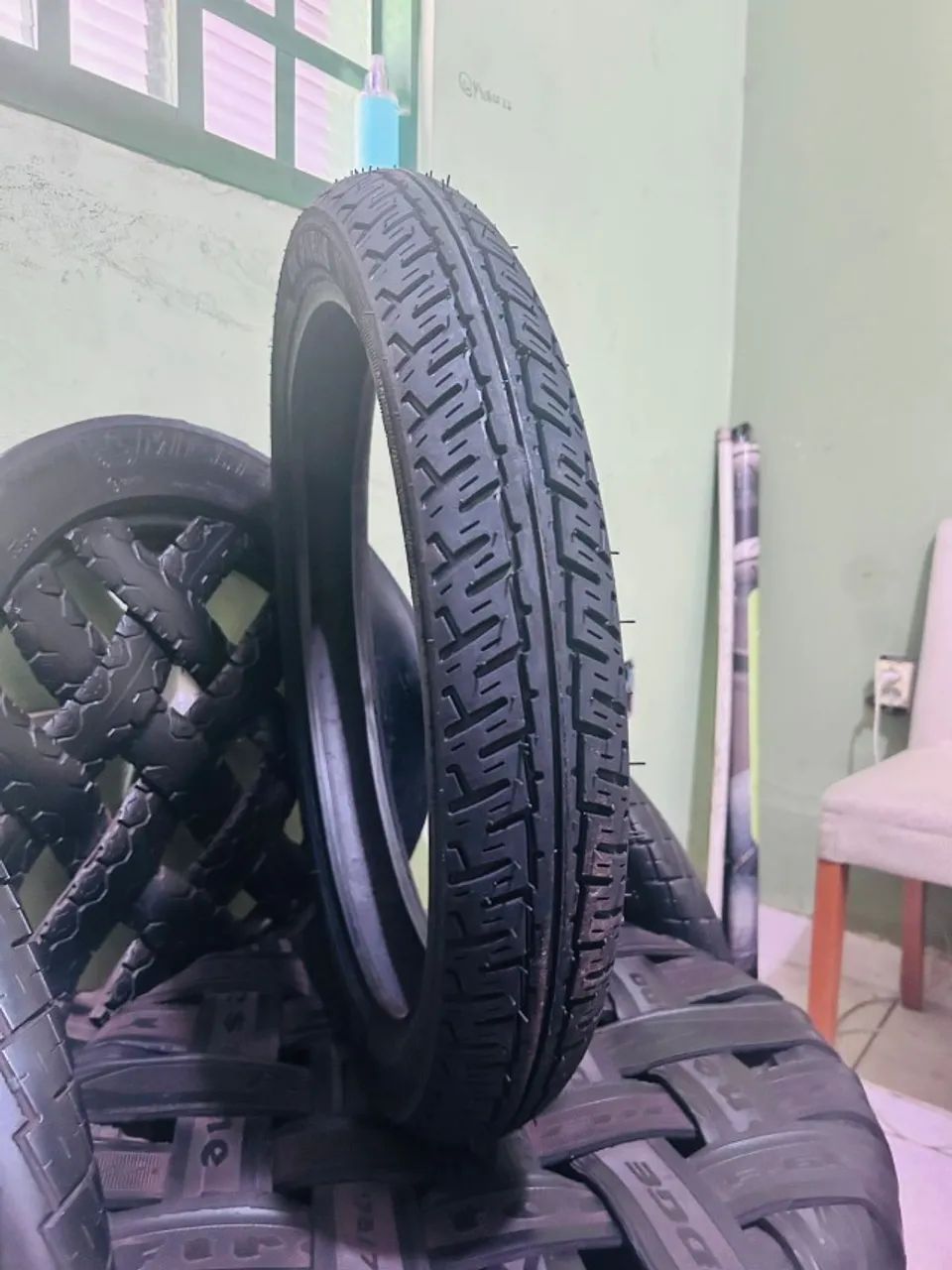 Pneu Moto 275 x 18 - 