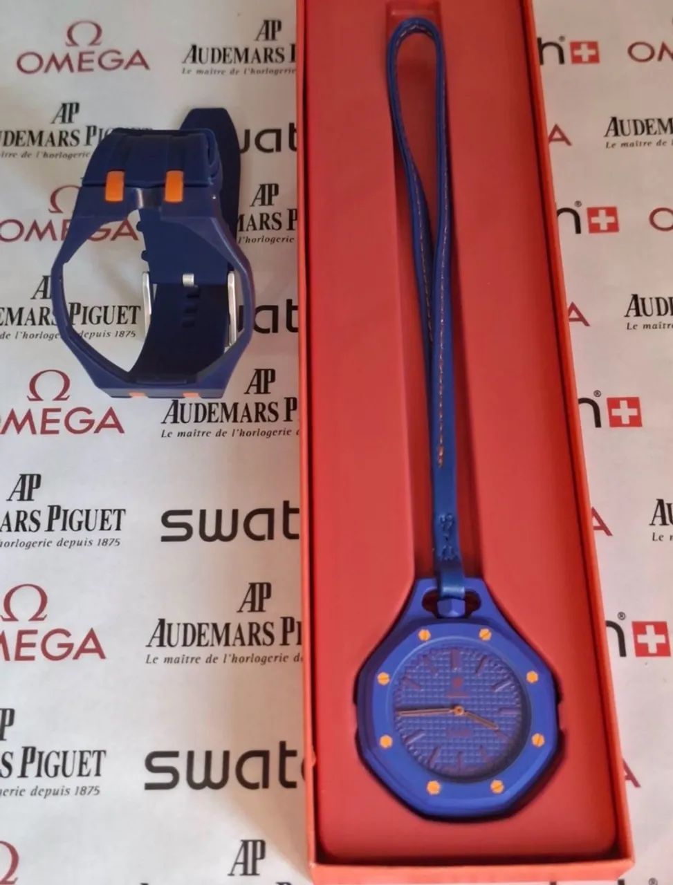 Relógio Kit Royal Pop (Azul e Laranja) + Pulseira e Cordão Extra - Foto 3