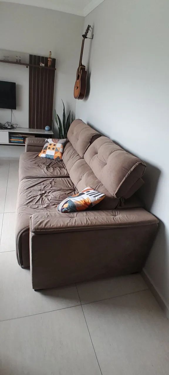 Sofá Grande Retrátil Usado