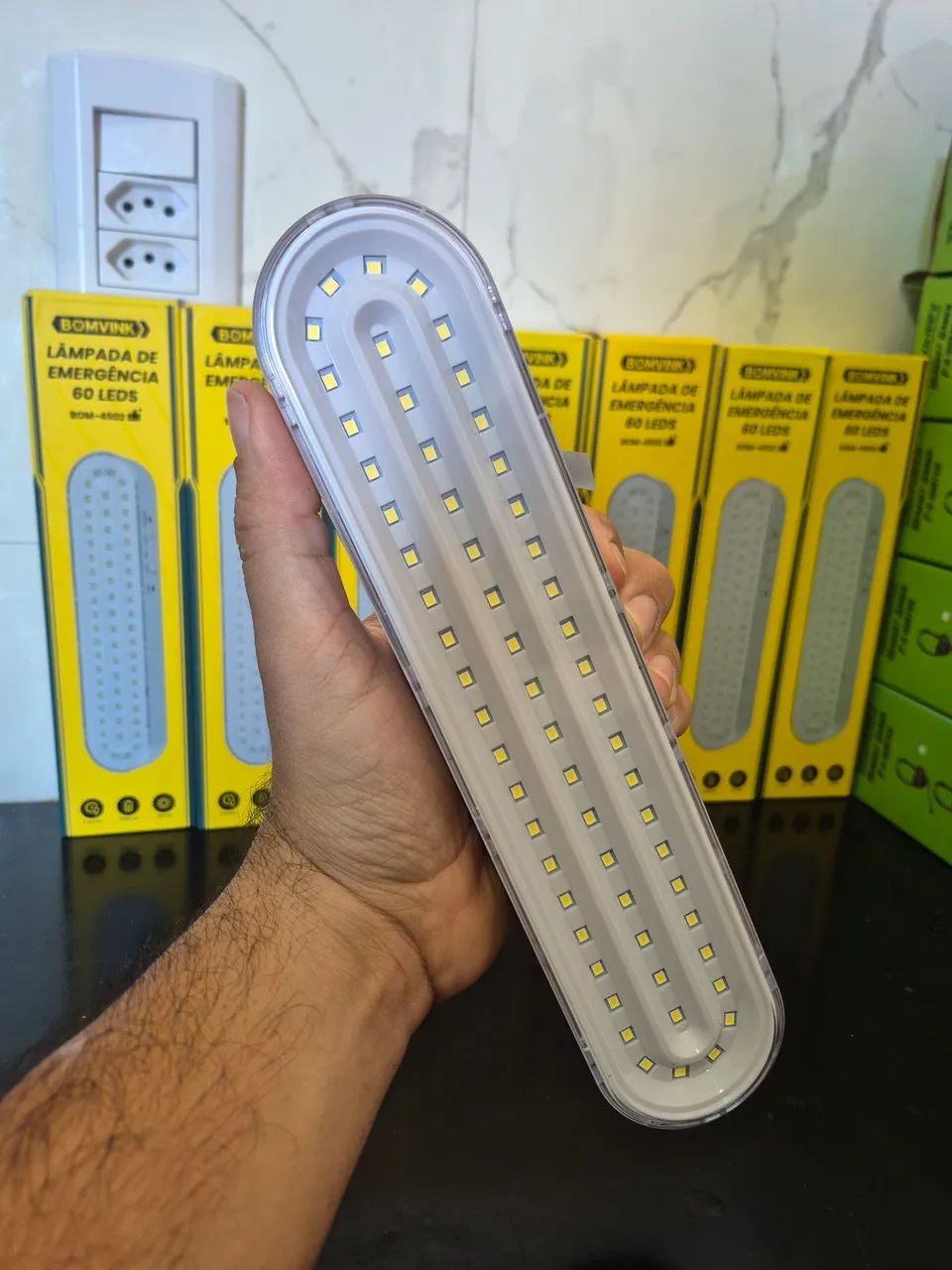 LUMINÁRIA DE EMERGÊNCIA 60 LEDS - Foto 5