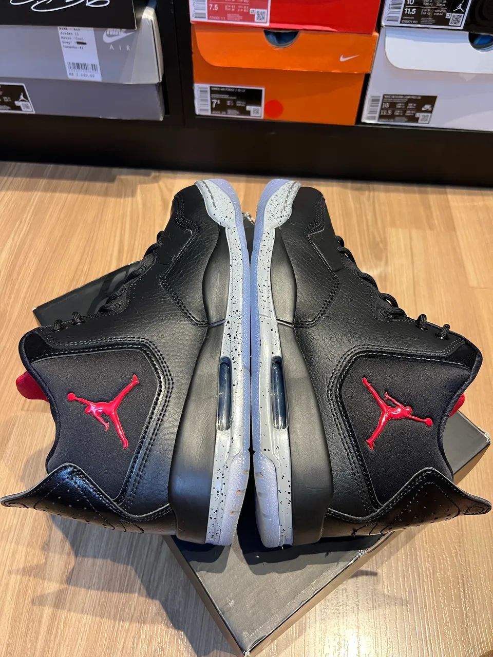 Jordan Courtside 23 Black 42 original - Foto 2