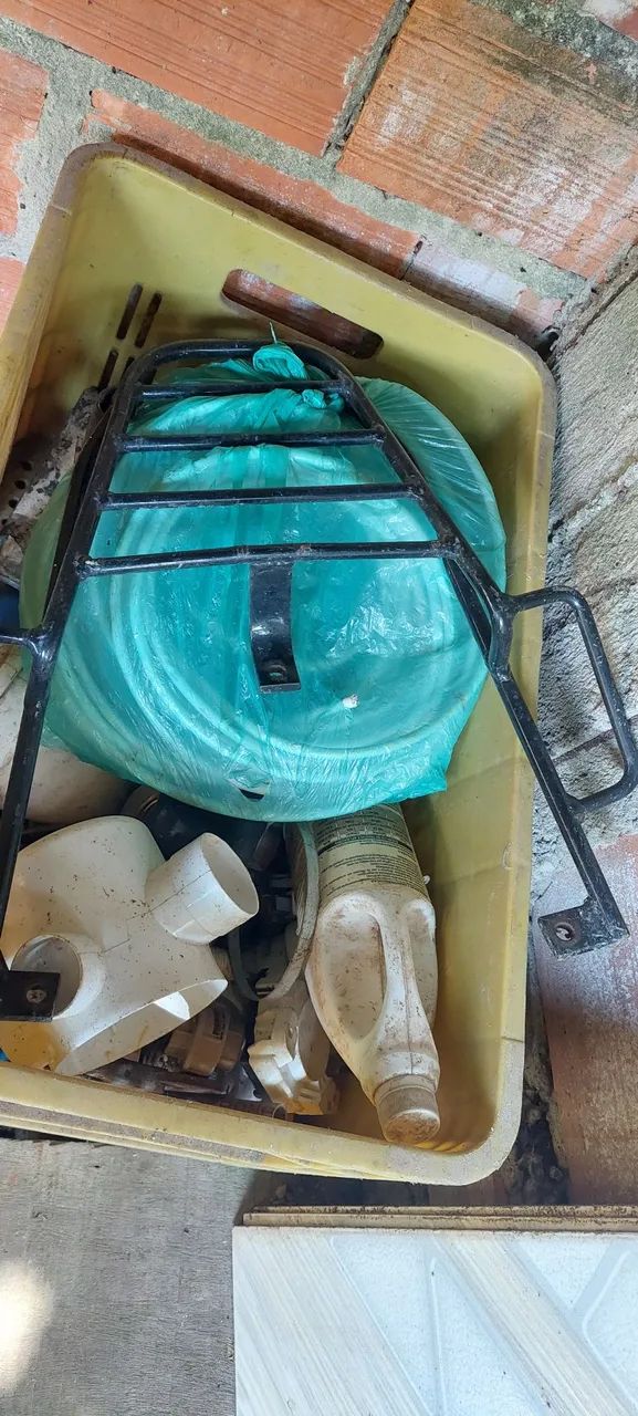 ADAPTADOR DE BAU DA FAN E PROTETOR DA BROS 150  - Foto 2