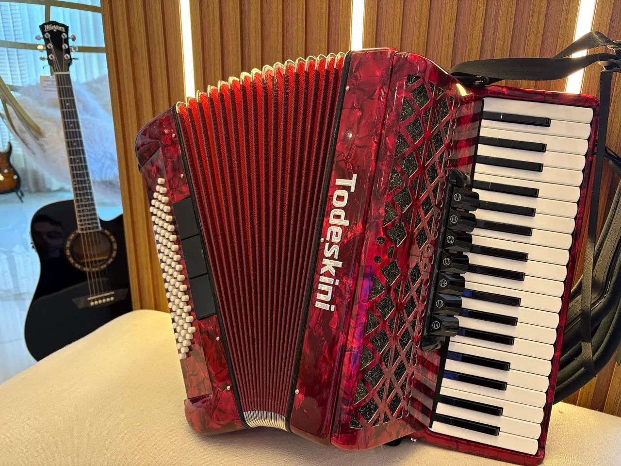 トギノン Acordeon Todeskini 80 baixos - Instrumentos musicais - São Braz