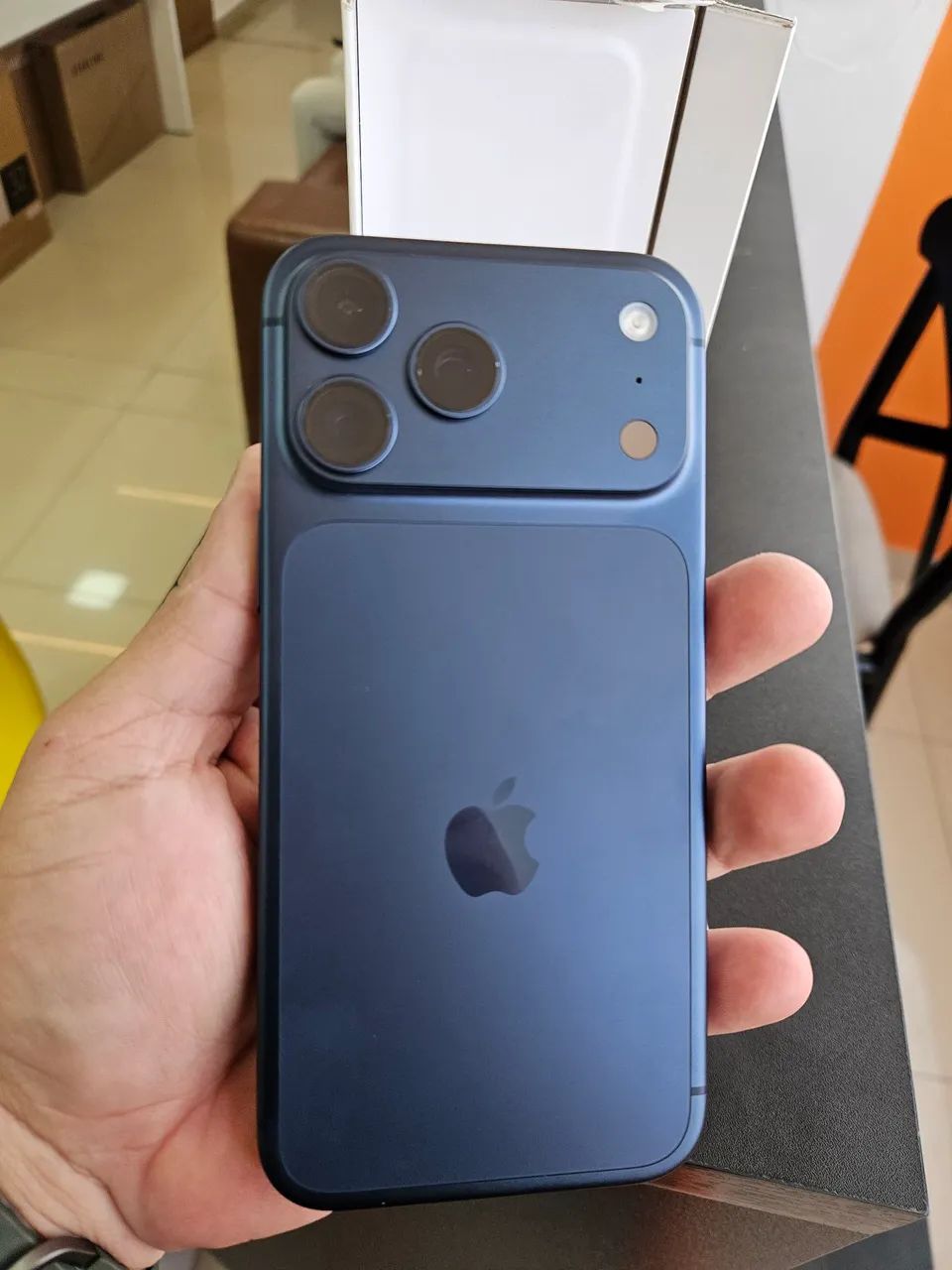 17 pro max  512 - Foto 3